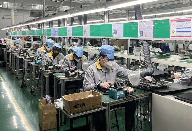 百千成SMT貼片加工研發(fā)團隊